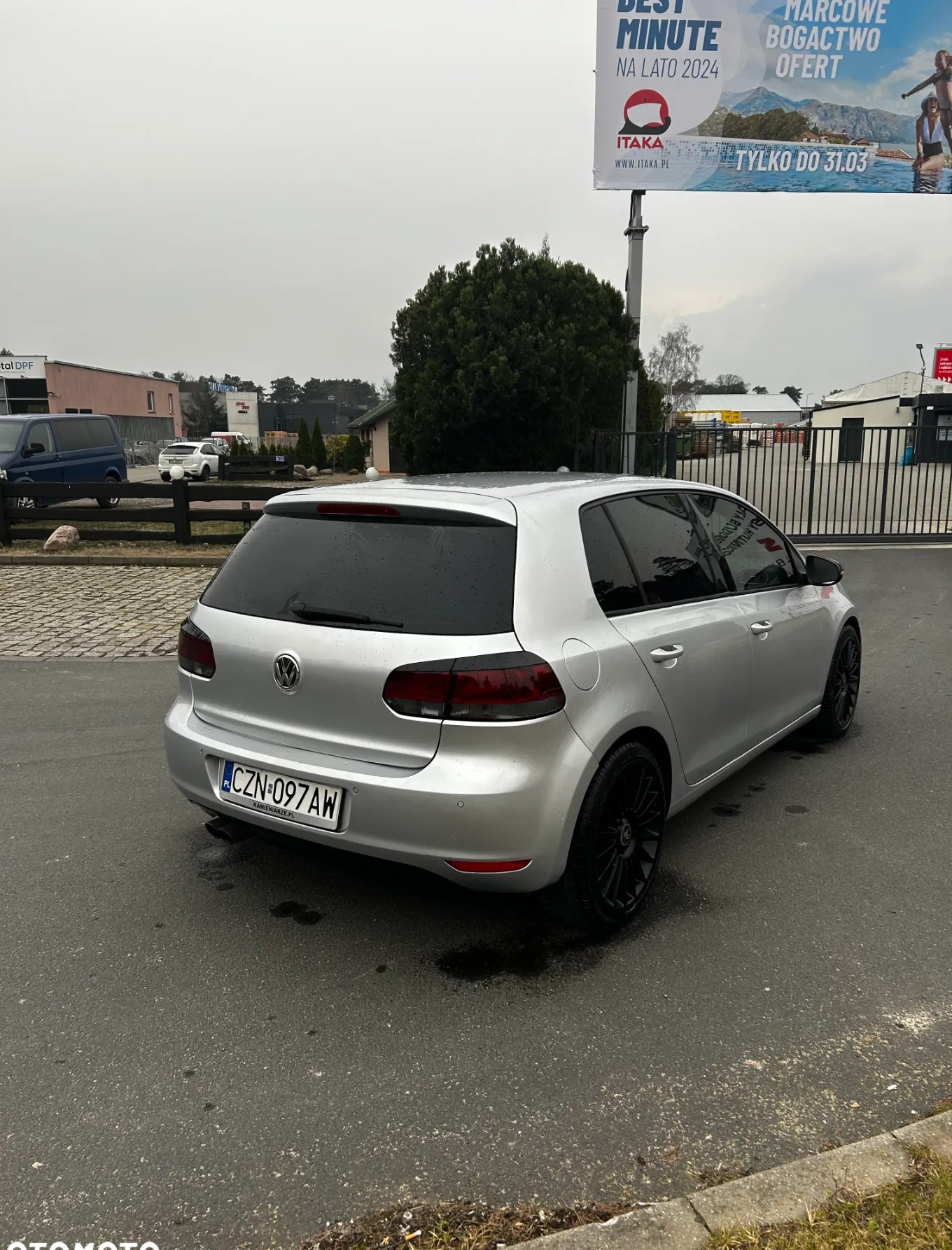 Volkswagen Golf cena 27999 przebieg: 216000, rok produkcji 2009 z Brusy małe 79